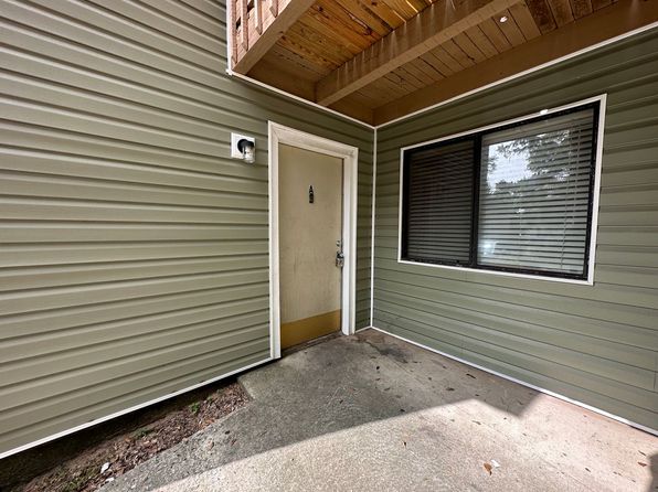 1414 Willow Bend Way APT A