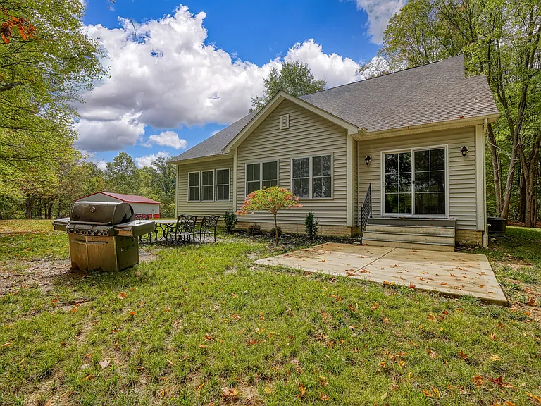 248 Hyatts Rd — Photo 11