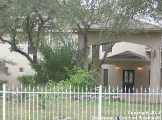 9135 N Point Dr, Garden Ridge, TX 78266