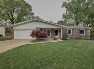 4041 Lockport Dr, Bridgeton, MO 63044