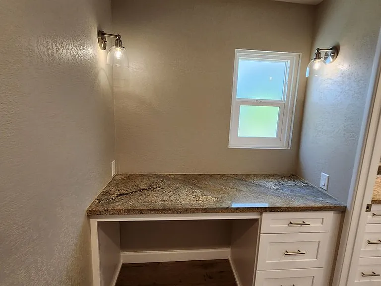 16598 Bernardo Oaks Dr — Photo 13