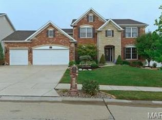 616 Sterling Terrace Dr, Saint Charles, MO 63301