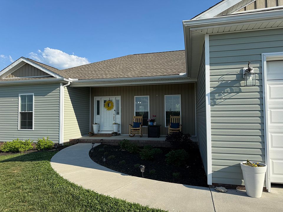 1st image of 243 Arden Dr