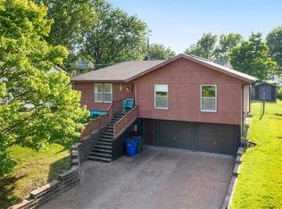 819 S Virginia Ln, Olathe, KS 66061