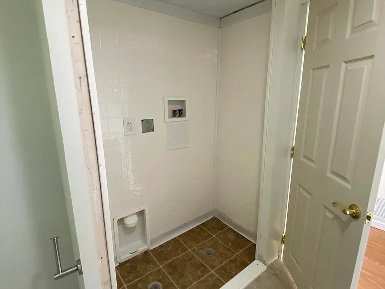 61 Pointview Rd #2 — Photo 31