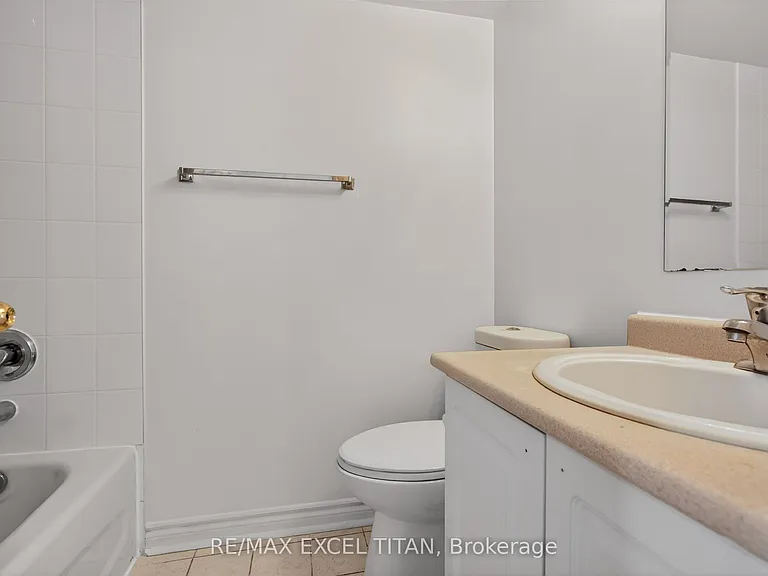 1401 Dupont St #404 — Photo 22