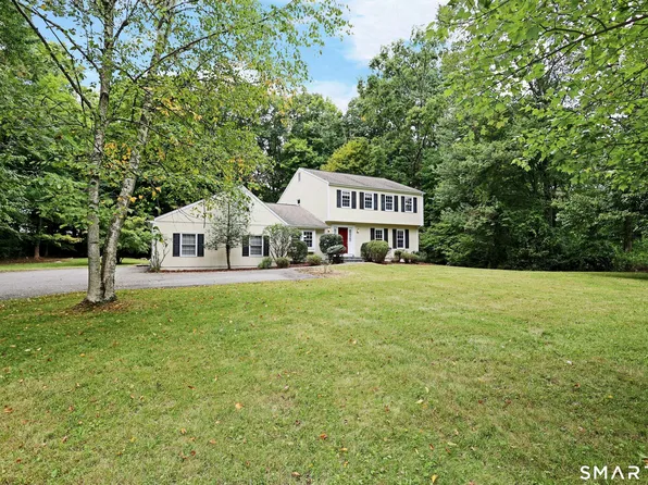 37 Adams Road, Ridgefield, CT 06877
