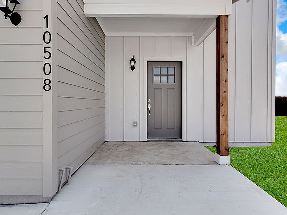 2nd image of 10508 Ruffin Dr