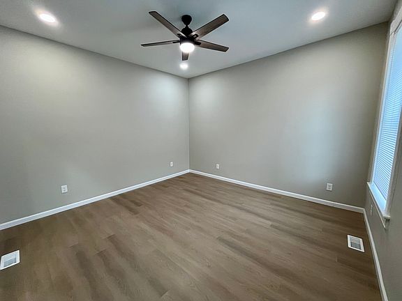 5th image of 3541 Utah St