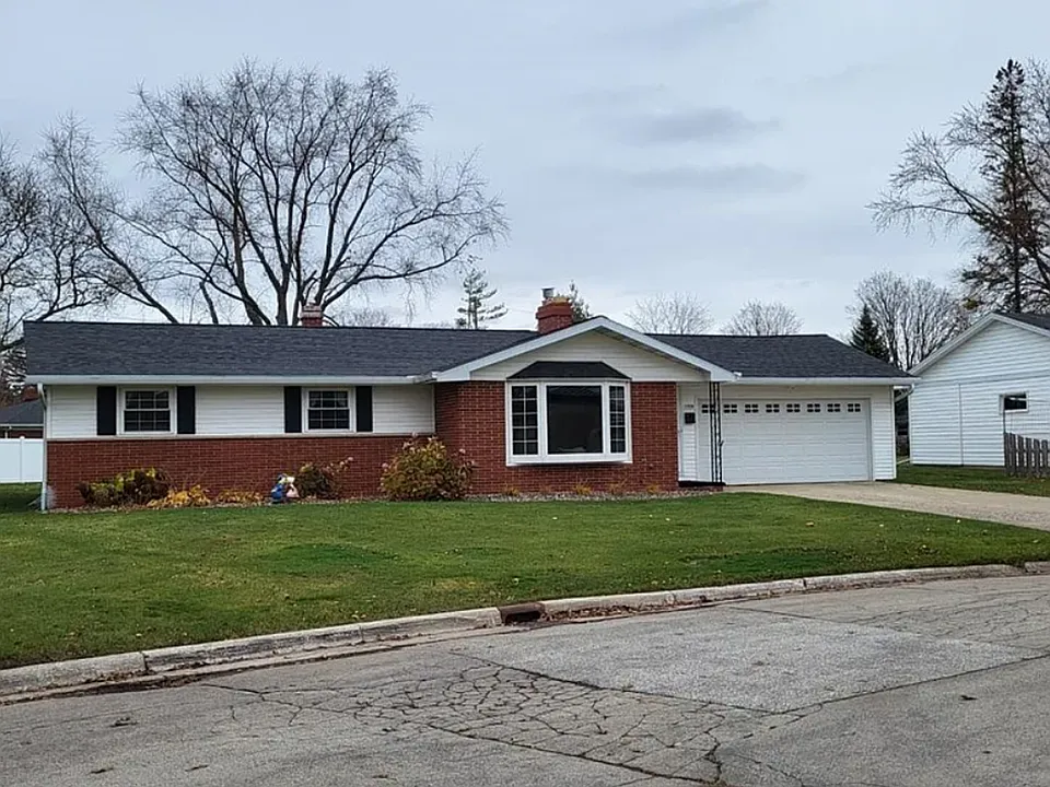 1798 Chateau Dr
