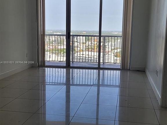 3rd image of 1750 N Bayshore Dr APT 3311