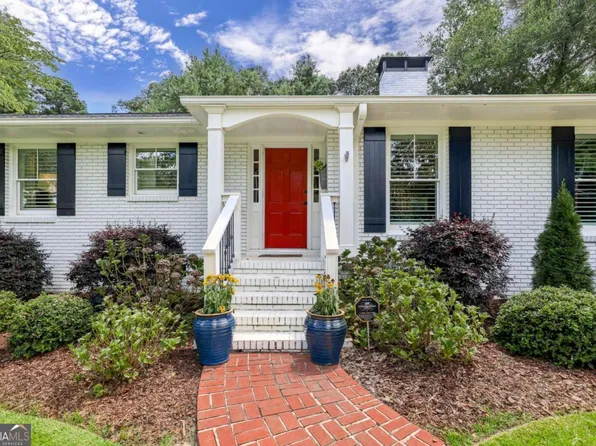 868 Hickory Dr SW, Marietta, GA 30064