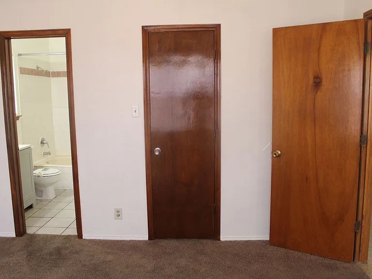 1472 Sierra De Oro Dr — Photo 21