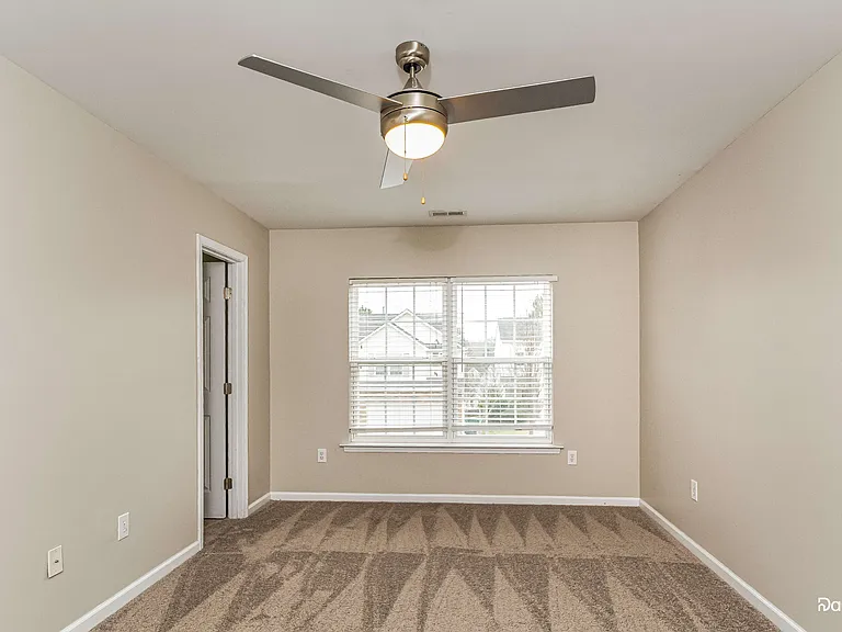 12 Grosbeak Ln — Photo 8
