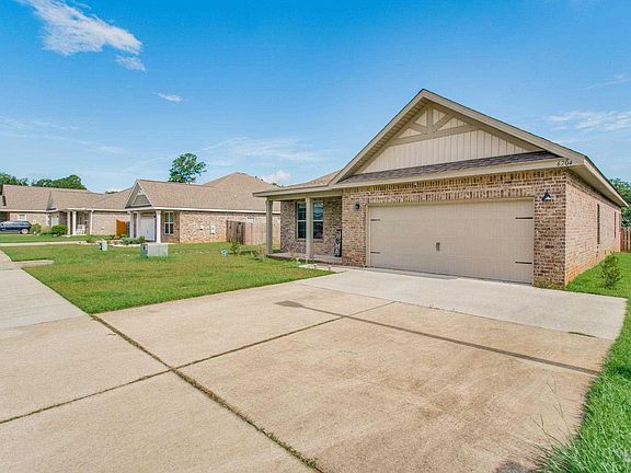 3rd image of 6204 Sonoma Ln