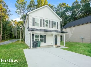 214 Parkway Ave NW, Concord, NC 28027