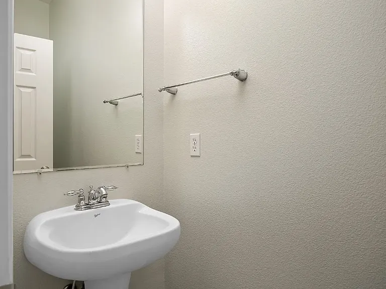 2283 NW Oak Knoll Pl — Photo 23