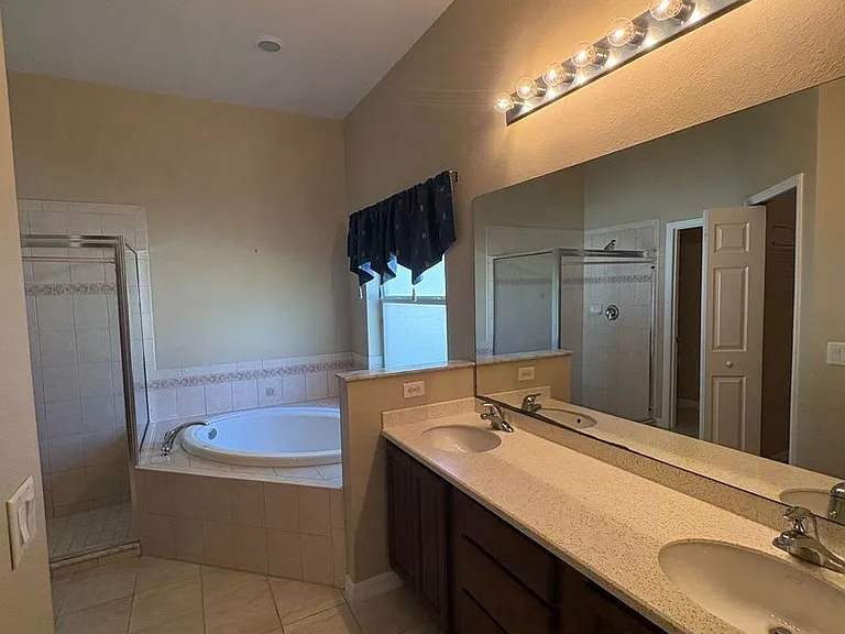3185 Soft Breeze Cir — Photo 29