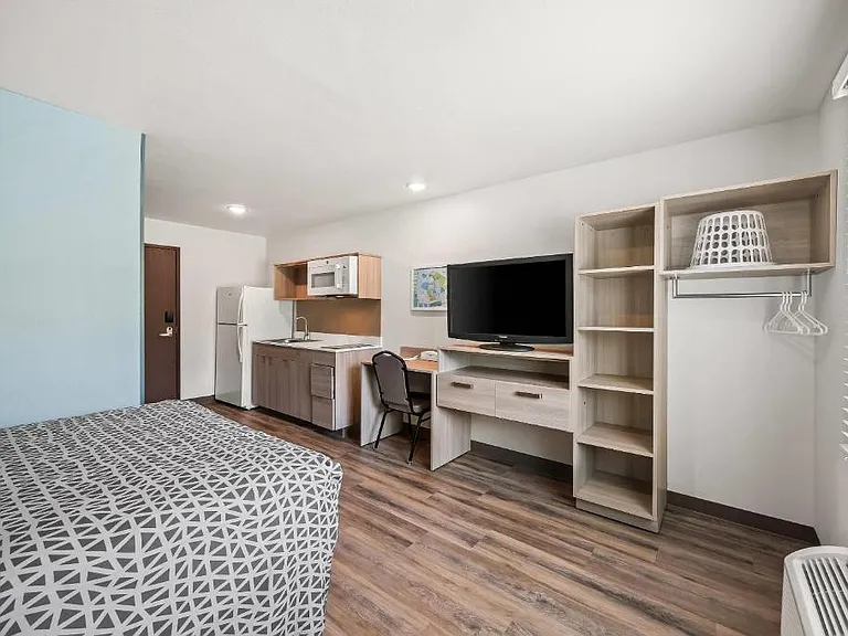19 Bink Dr #202 — Photo 4