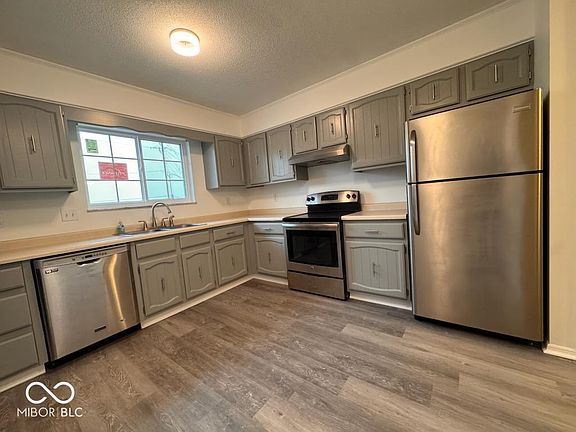 3rd image of 930 Park Central Dr S #930C
