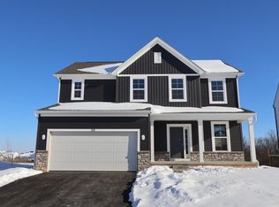 305 Olympic Loop, Commercial Point, OH 43116