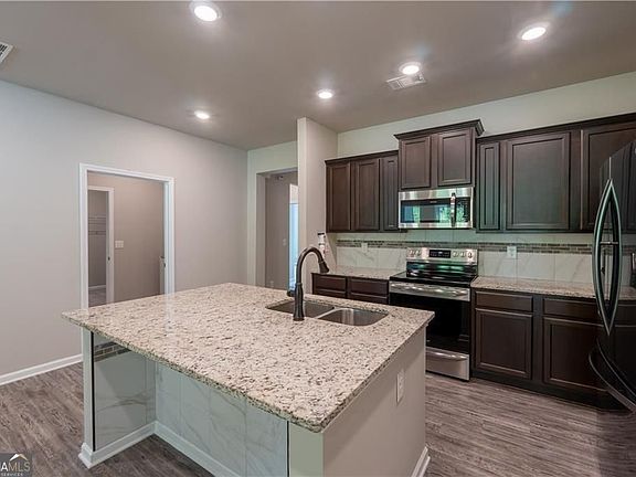 5th image of 78 Sanctuary Pl
