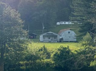 60 Crawford Way, Leivasy, WV 26676