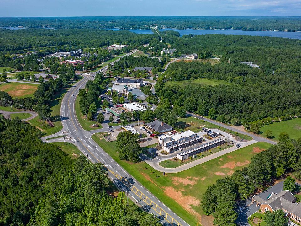 1st image of Lake Oconee Pkwy