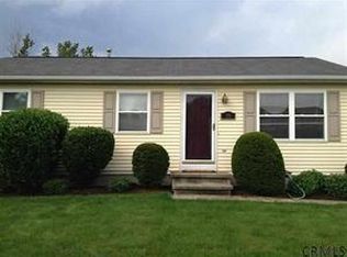 10 Truman Way, Cohoes, NY 12047