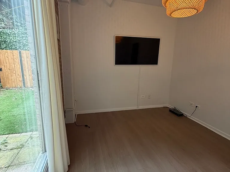 1740 N Maplewood Ave #122 — Photo 10