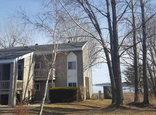 717 E Lakeview Rd UNIT 8, Hustisford, WI 53034