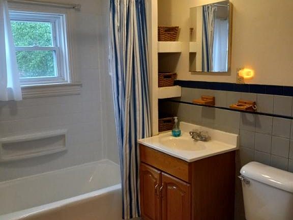 3rd image of 117A S Main St