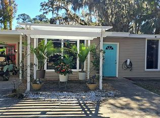 6509 Riverside Dr, Yankeetown, FL 34498