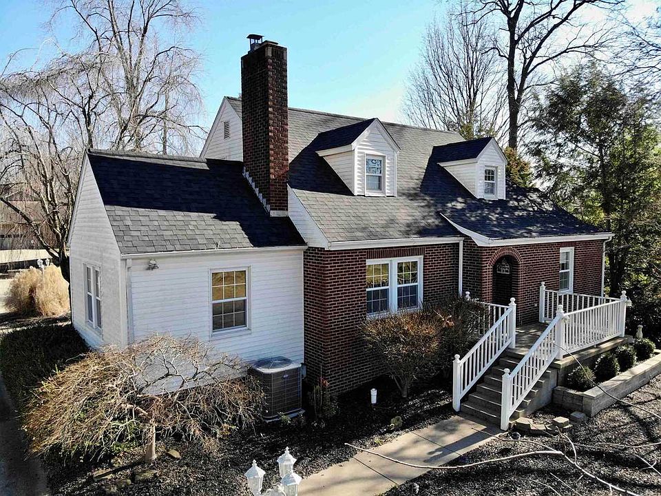 1st image of 3306 N Newton St