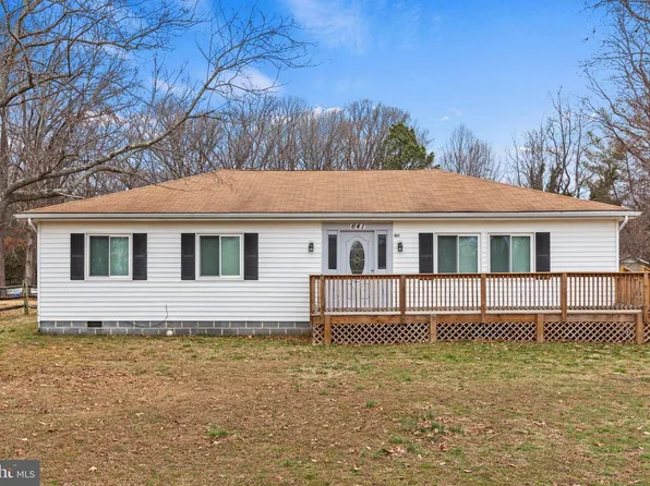 641 Holly Vista Dr, Colonial Beach, VA 22443