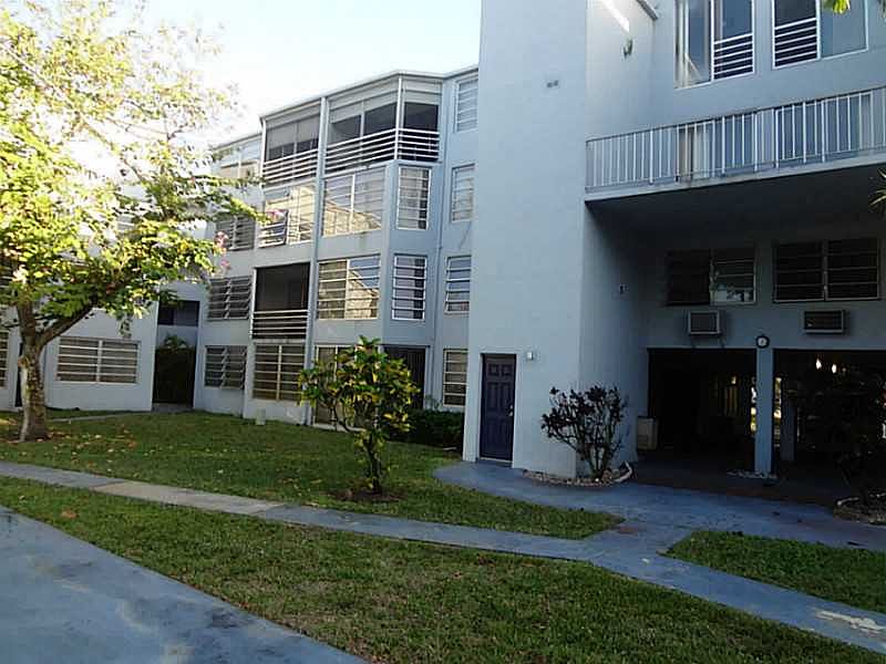 1st image of 1301 NE 191st St #F211