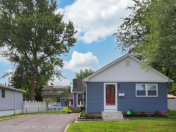 3rd image of 27 Wood Ave