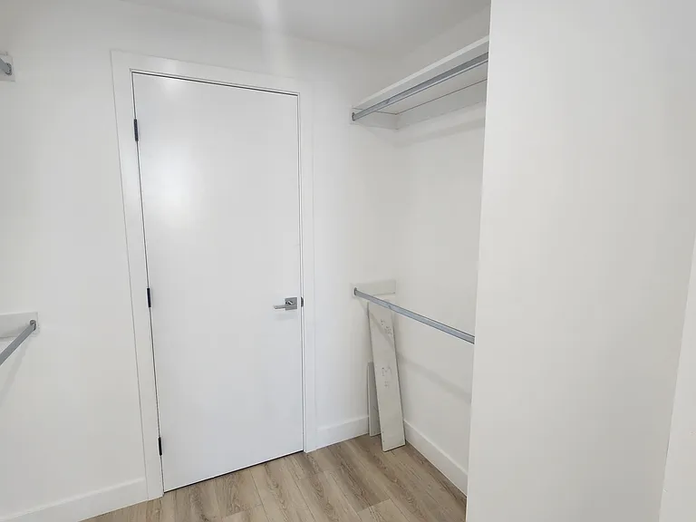 6061 Fulton Ave #6 — Photo 51