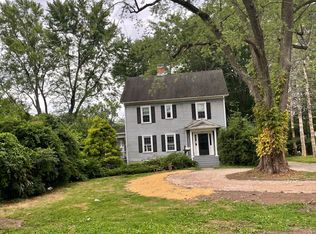 2231 Albany Ave, West Hartford, CT 06117
