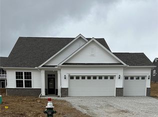 941 Arthur Trl, Aurora, OH 44202