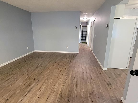 3rd image of 5446 Grey Dr