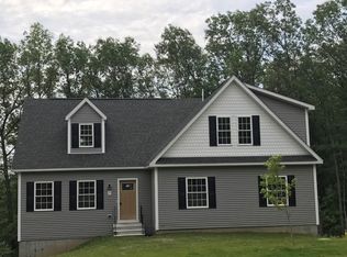 29 Hilltop Dr, Millbury, MA 01527