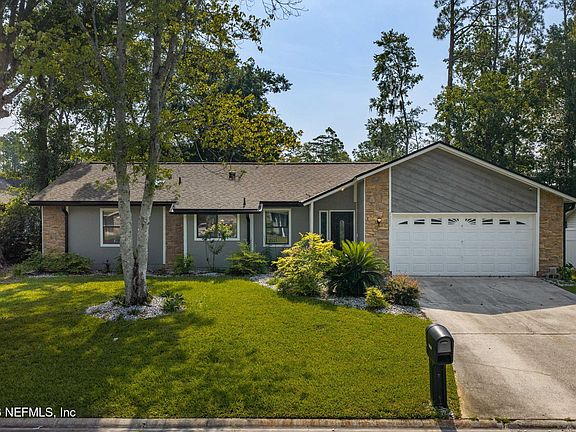 2nd image of 8251 PEPPERWOOD Drive