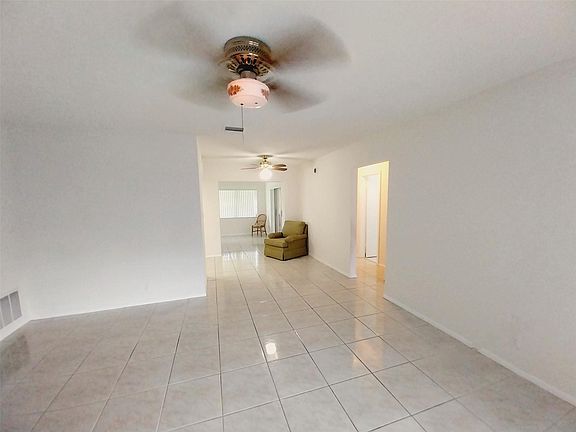 4th image of 5706 NW 85th Avenue