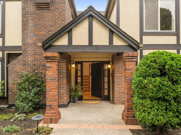 2636 SW 64th Pl, Portland, OR 97225