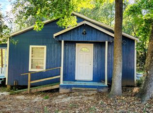 520 Lakeshore Dr, Cleveland, TX 77327