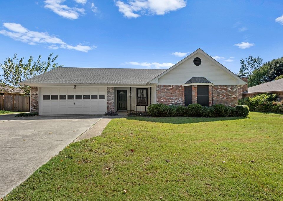 1st image of 2528 La Paloma Dr