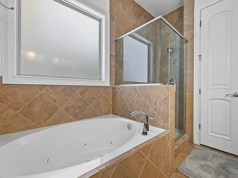 1267 Atlantic Dr NW #A — Photo 24