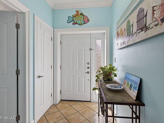 4th image of 1453 E Beach Blvd APT 313