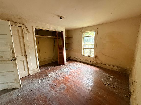 4th image of 509 Pennington Ave SW